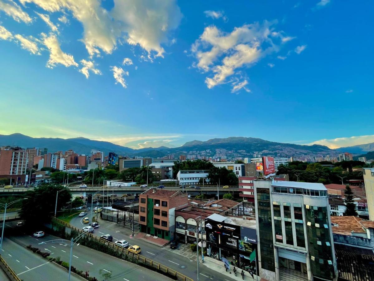 Apartamento En Laurels Medellín Dış mekan fotoğraf